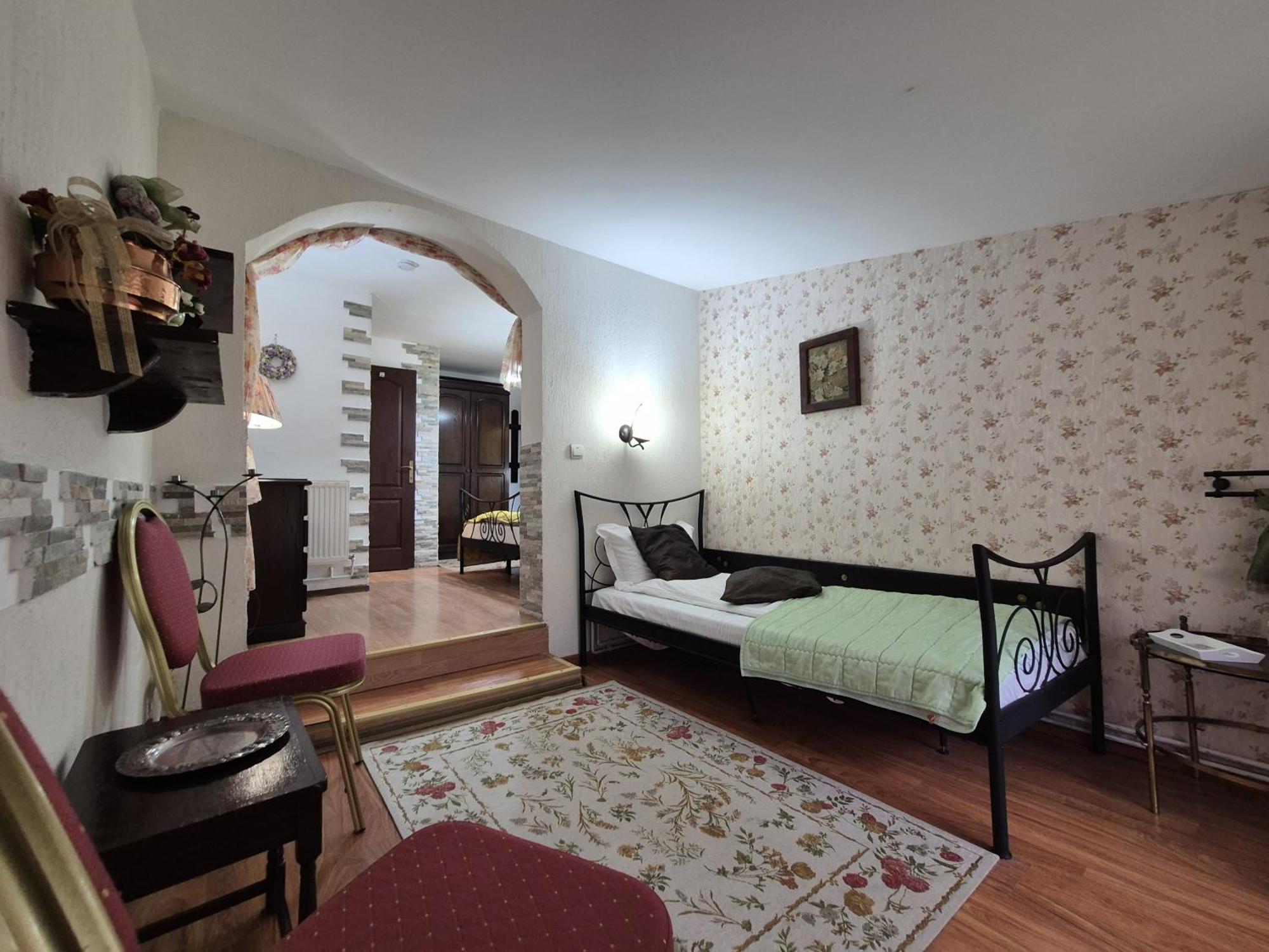 Pensiunea Dumbravita Otel Rîu de Mori Dış mekan fotoğraf